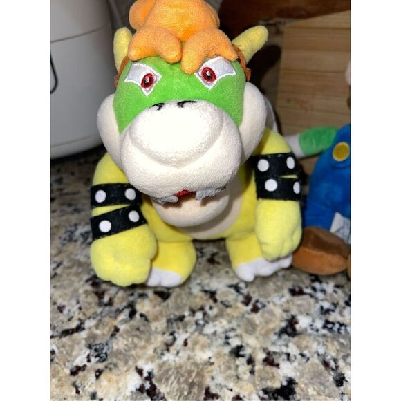 Nintendo Mario Lot of 4 Stuffies - Picture 2 of 16